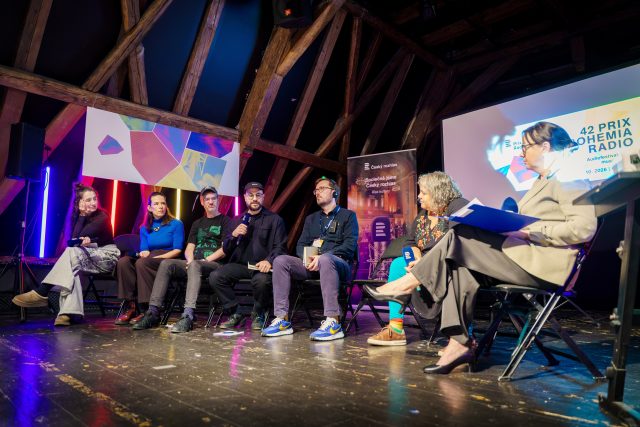 Veřejný poslech a diskuse v kategorii Dokument | foto: Matěj Hošek, Český rozhlas Veřejný poslech a diskuse v kategorii Dokument