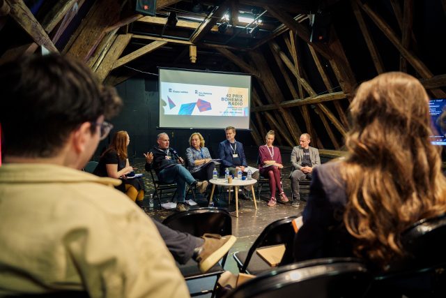 Středa patřila poslechu a diskusi v kategorii Reportáž | foto: Matěj Hošek, Český rozhlas Středa patřila poslechu a diskusi v kategorii Reportáž
