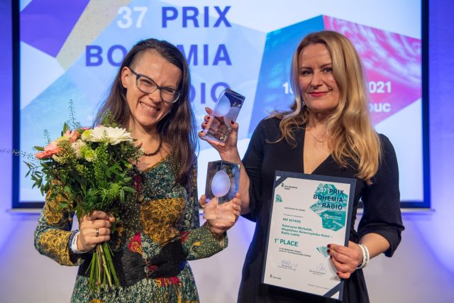First place winners in the Multimedia category - Katarzyna Michalak and Magdalena Świerczyńska-Dolot from Radio Lublin