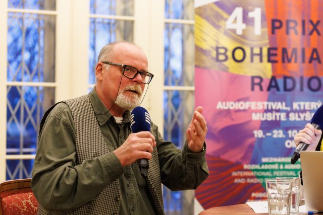 Vizitka Karolíny Koubové s Igorem Barešem,  čestným prezidentem Prix Bohemia Radio | foto: Jiří Šeda,  Český rozhlas Vizitka Karolíny Koubové s Igorem Barešem, čestným prezidentem Prix Bohemia Radio